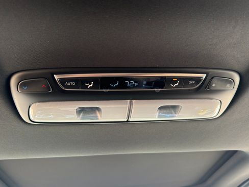 Used 2020 Kia Telluride SX w/ Towing Package FWD image 36