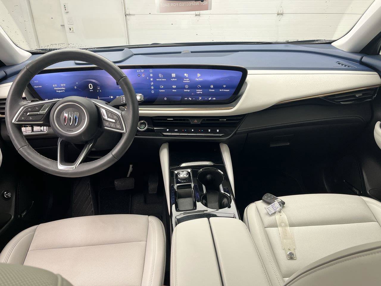 Used 2025 Buick Envision Avenir AWD/4WD image 4