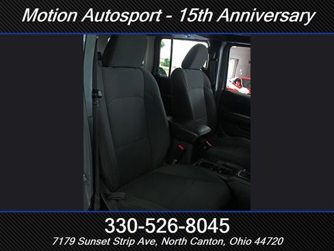 Used 2018 Jeep Wrangler Unlimited Sport AWD/4WD image 27