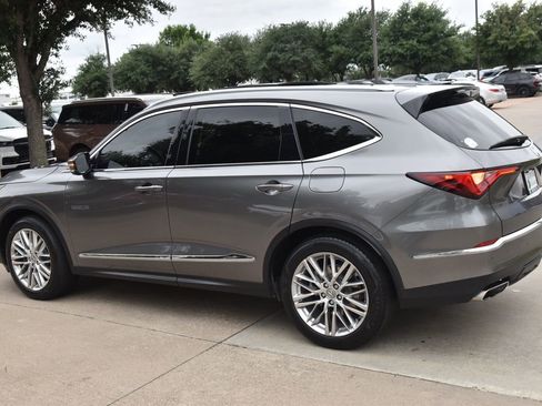Used 2023 Acura MDX SH-AWD w/ Advance Package image 11