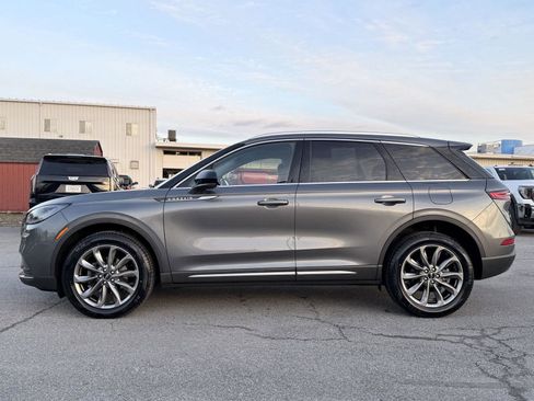 Used 2021 Lincoln Corsair AWD w/ Premium Package image 8