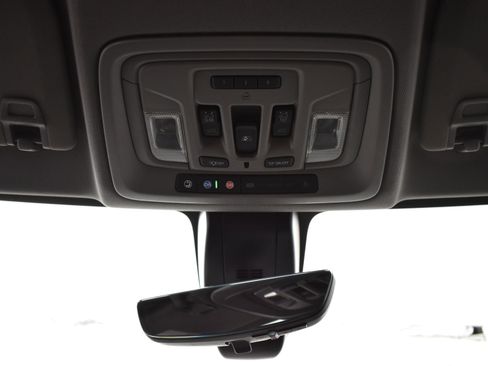 Used 2021 GMC Sierra 3500 Denali w/ Denali Ultimate Package image 27