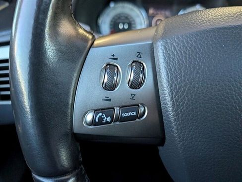 Used 2010 Jaguar XF R image 20