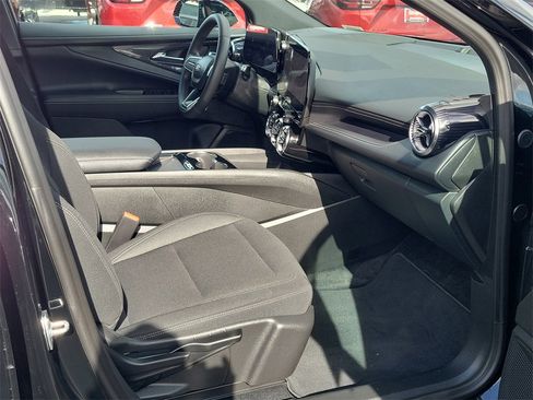 Used 2026 Chevrolet Blazer EV LT image 13