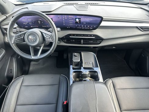 Used 2025 Buick Enclave Preferred FWD image 18