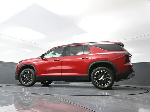 New 2026 Chevrolet Traverse LT w/ Sun and Wheel Package image 27