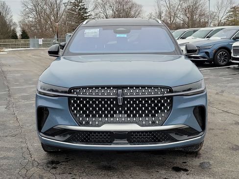 New 2026 Lincoln Nautilus Reserve image 2