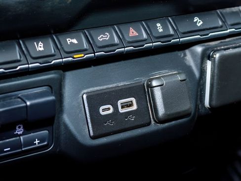 Used 2024 Chevrolet Silverado 2500 W/T w/ WT Convenience Package AWD/4WD image 15