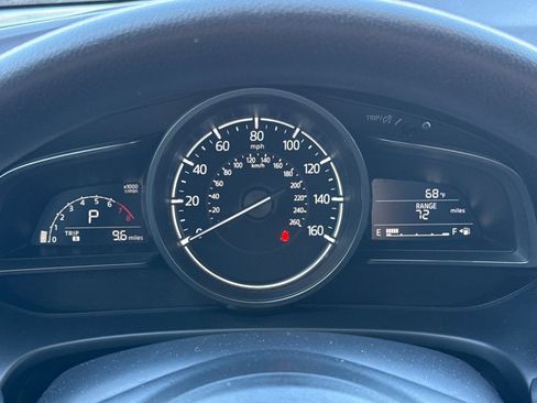 Used 2018 MAZDA MAZDA3 Sport image 28