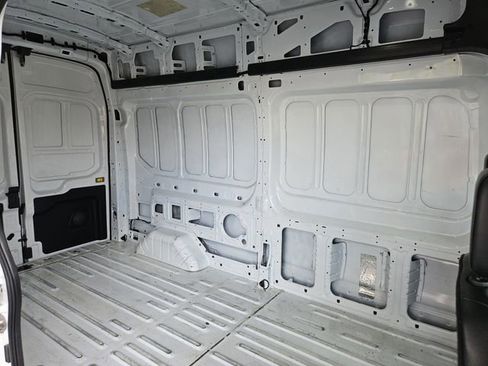 Used 2023 Ford Transit 250 148 High Roof image 26