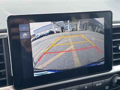 New 2026 Hyundai Venue SE image 29