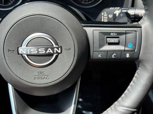 Used 2023 Nissan Rogue SV w/ SV Premium Package FWD image 21