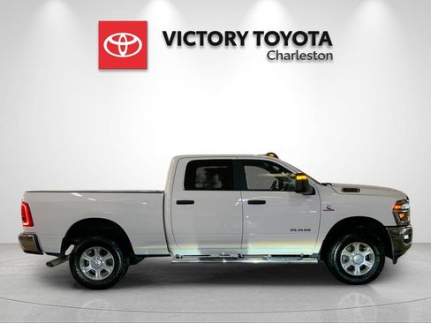Used 2025 RAM 3500 Big Horn AWD/4WD image 6