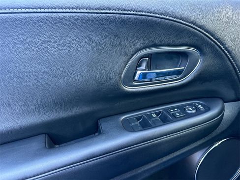 Used 2022 Honda HR-V EX-L image 33