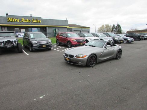 Used 2003 BMW Z4 2.5i image 68
