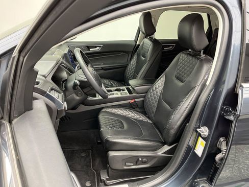 Used 2024 Ford Edge Titanium w/ Equipment Group 301A AWD/4WD image 11