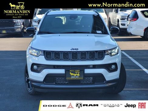New 2026 Jeep Compass Latitude AWD/4WD image 2