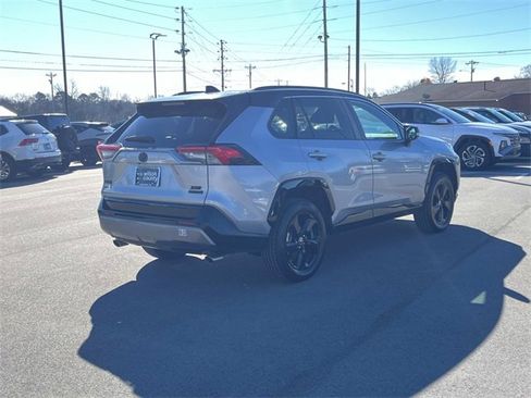 Used 2021 Toyota RAV4 XSE image 5