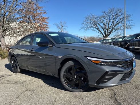 New 2026 Hyundai Elantra SEL Sport image 2