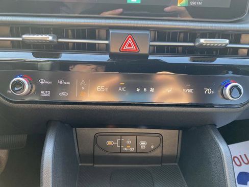 New 2026 Kia Sportage X-Line w/ X-Line Technology Package image 23