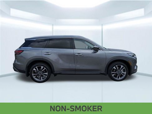 Used 2023 INFINITI QX60 Luxe w/ Cargo Package FWD image 8