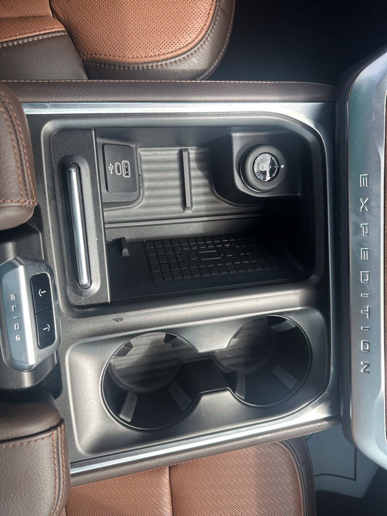Used 2025 Ford Expedition King Ranch AWD/4WD image 23
