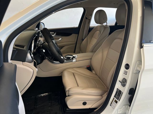 Used 2016 Mercedes-Benz GLC 300 image 28