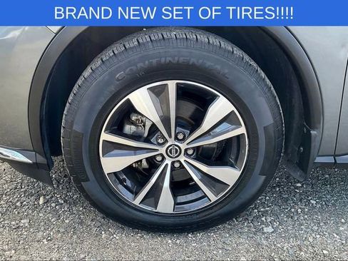 Used 2020 Nissan Murano SV w/ Premium Package image 9