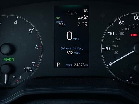 Used 2025 Toyota Corolla LE image 34