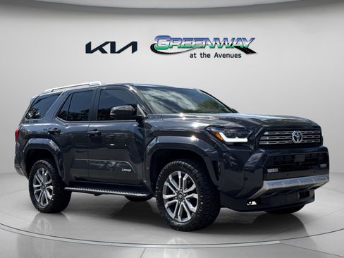 Used 2025 Toyota 4Runner TRD Sport Premium AWD/4WD image 2