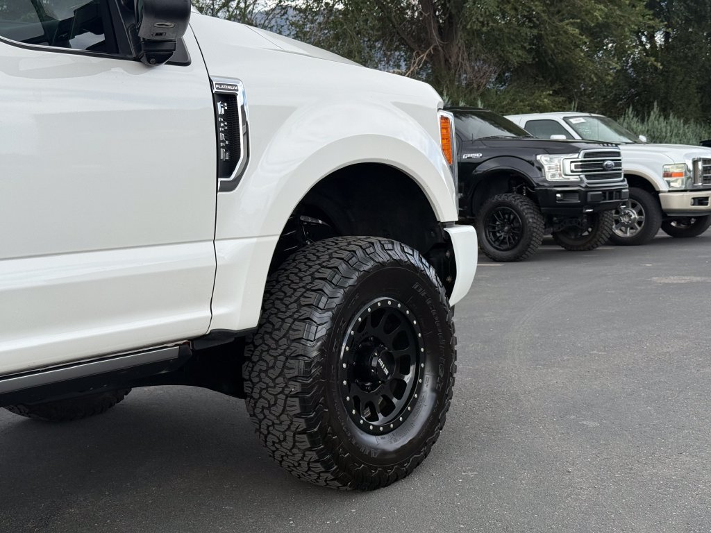 Used 2019 Ford F350 Platinum w/ Platinum Ultimate Package AWD/4WD image 7
