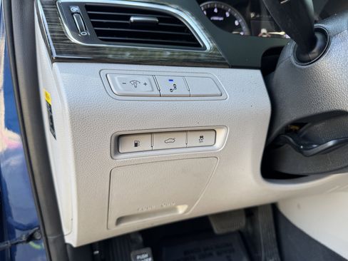 Used 2016 Hyundai Sonata Limited w/ Option Group 04 FWD image 22