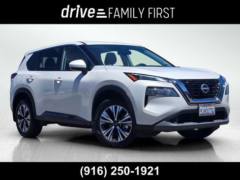 Used 2023 Nissan Rogue SV FWD image 1