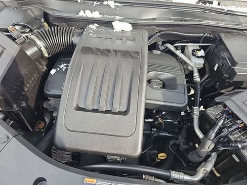 Used 2017 Chevrolet Equinox LS image 26