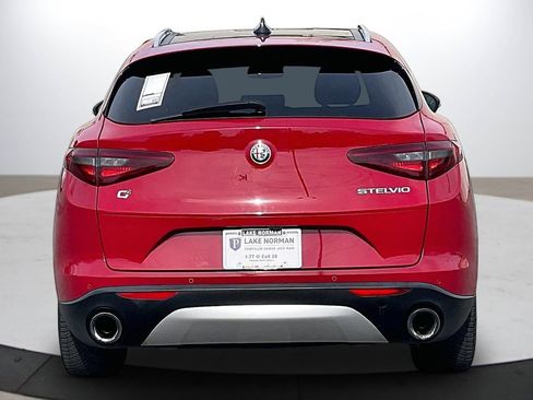 Used 2019 Alfa Romeo Stelvio Ti image 8