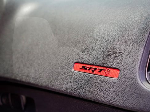 Used 2018 Dodge Charger SRT Hellcat w/ Harman/Kardon Audio Group RWD image 16