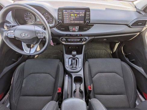 Used 2019 Hyundai Elantra GT FWD image 16