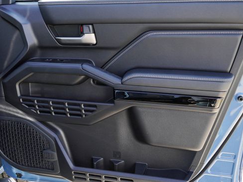 New 2026 Toyota 4Runner Limited AWD/4WD image 28