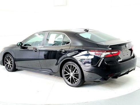 Used 2024 Toyota Camry SE w/ Cold Weather Package AWD/4WD image 4