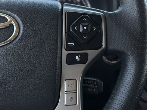 Used 2021 Toyota 4Runner Limited image 12