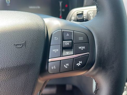New 2026 Ford Maverick Lariat AWD/4WD image 16