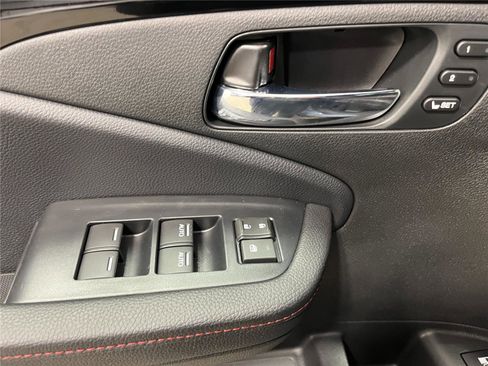 New 2026 Honda Ridgeline Black Edition image 13