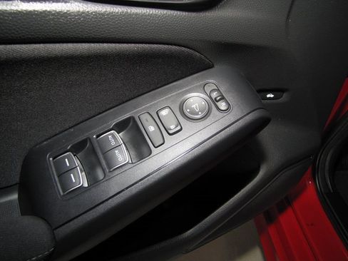 Certified 2023 Honda Civic LX image 11