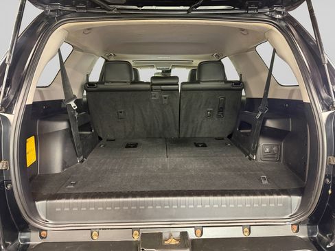 Used 2020 Toyota 4Runner SR5 Premium w/ Moonroof Package AWD/4WD image 39