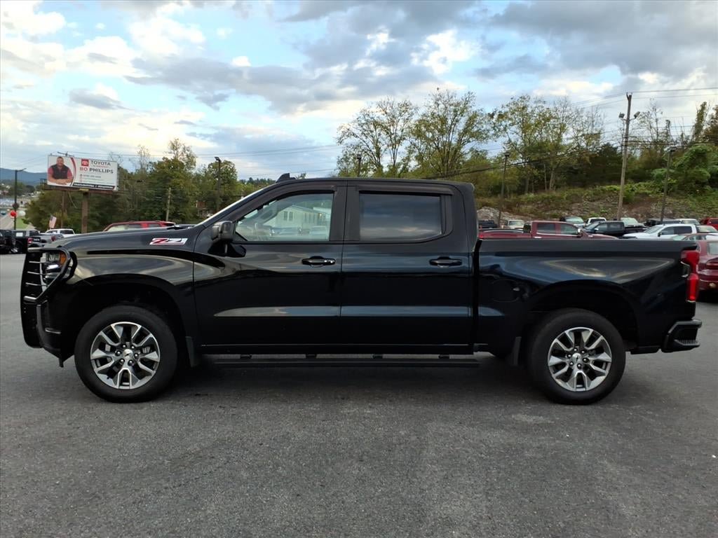 Used 2021 Chevrolet Silverado 1500 RST w/ Convenience Package II AWD/4WD image 4