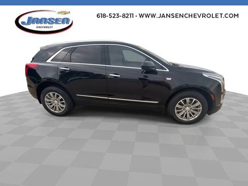 Used 2018 Cadillac XT5 Luxury w/ Driver Awareness Package FWD image 9