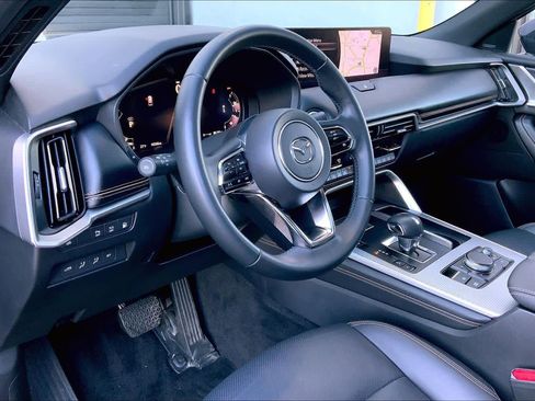 Used 2024 MAZDA CX-90 Plug-In Hybrid w/ Premium Plus image 17