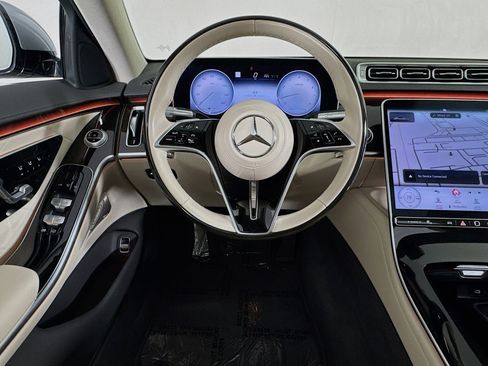 Used 2022 Mercedes-Benz S 500 4MATIC image 5