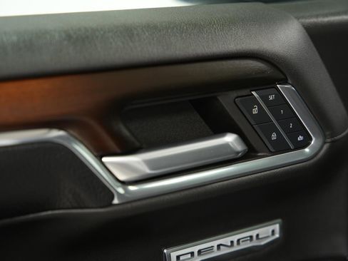 Used 2024 GMC Sierra 1500 Denali w/ Denali Reserve Package image 27