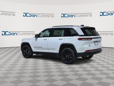 New 2026 Jeep Grand Cherokee Limited AWD/4WD image 6